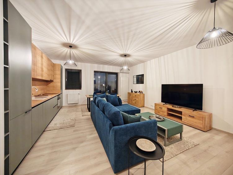 Apartament cu 2 camere decomandat, mobilat în Costin Georgian