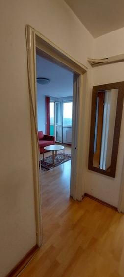 Apartament cu 2 camere semidecomandat în Tineretului