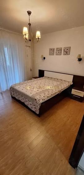 Apartament cu 3 camere decomandat, mobilat în Iancului
