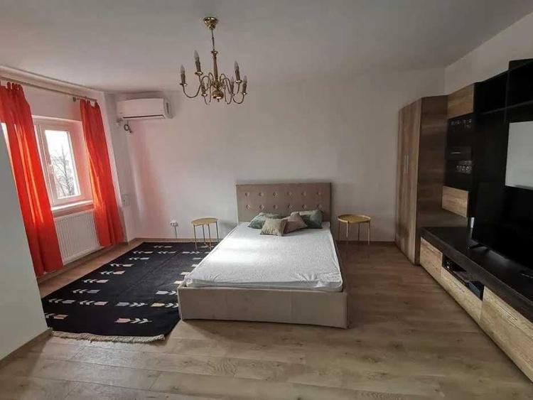 Garsonieră decomandată în Popoveni