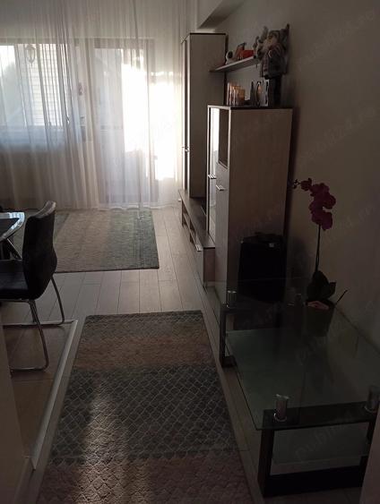 Apartament cu 3 camere decomandat în Nord