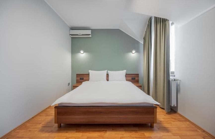 Hotel/Pensiune, de 850 mp, în Sânmartin