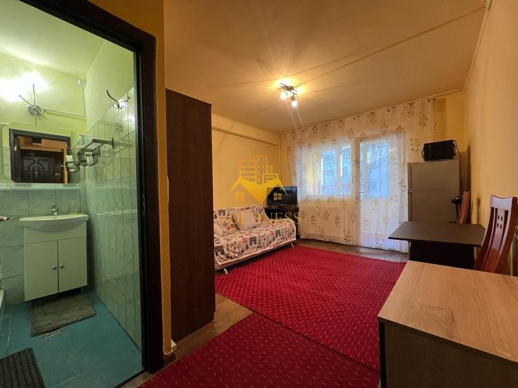 Garsonieră decomandată, mobilată în Zorilor