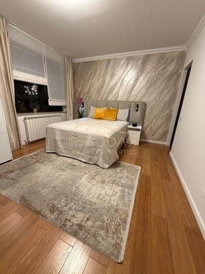Apartament cu 3 camere decomandat, mobilat în Barbu Văcărescu