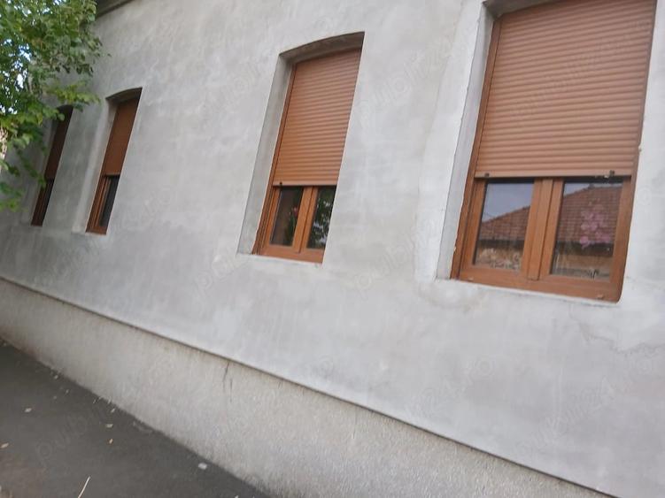Casă cu 5 camere cu Teren 2639 Mp în Central