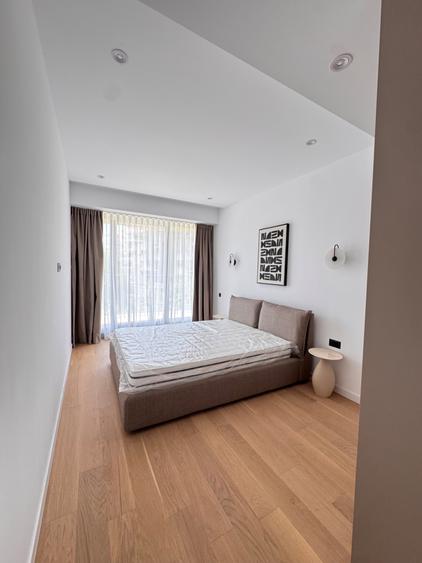 Apartament cu 4 camere semidecomandat, mobilat în Herăstrău