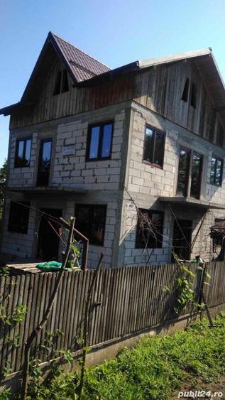 Casă cu 3 camere în Mireșu Mare