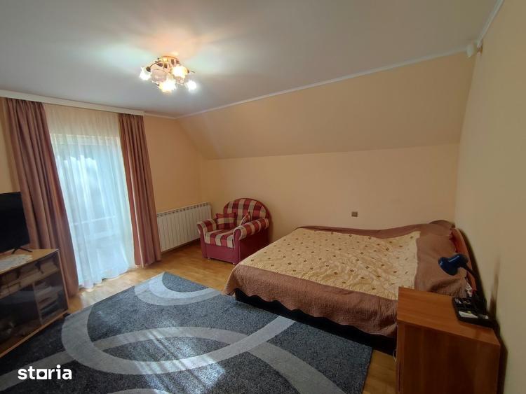 Casă cu 4 camere decomandat cu Teren 115500 Mp în Șotrile