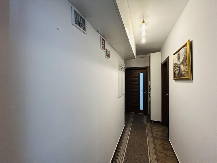 Apartament cu 2 camere decomandat, mobilat în Turnișor