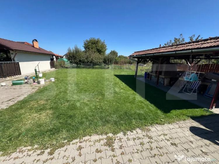 Casă cu 4 camere cu Teren 1760 Mp în Sântana de Mureș