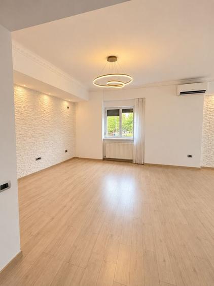 Apartament cu 2 camere decomandat în Dudu