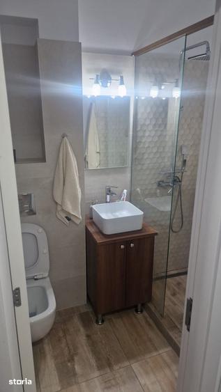 Apartament cu 3 camere în Democrației