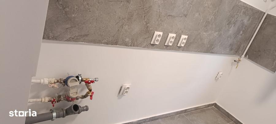 Apartament cu 3 camere în Drumul Taberei