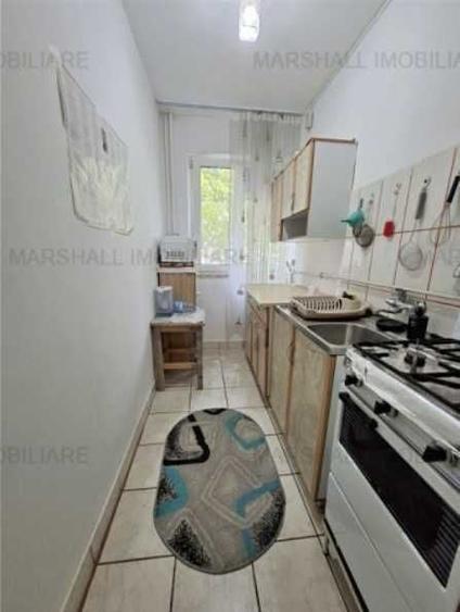 Apartament cu 2 camere semidecomandat în Malu Roșu