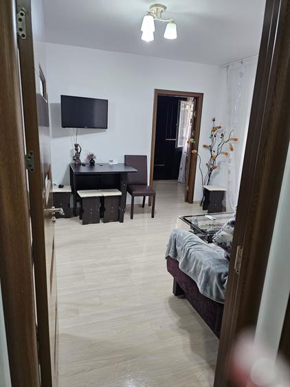 Ofer spre inchiriere ap. Cu 2 cam.in Tomis N ,Hotel Zodiac - 3