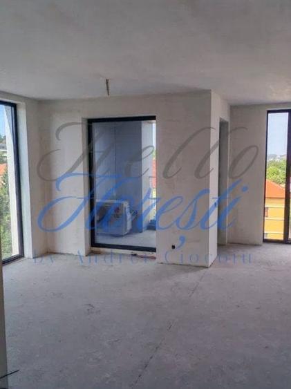 Apartament cu 2 camere semidecomandat în Andrei Mureșanu