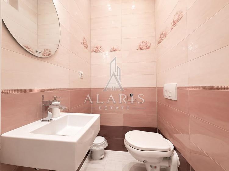 Apartament cu 3 camere semidecomandat în Traian