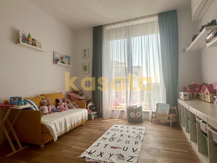 Duplex cu 6 camere cu Canalizare în Nord