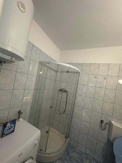 Garsonieră decomandată în Armeneasca