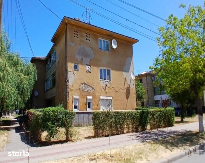 Garsoniera Loc Streisangeorgiu, Jud Hunedoara - 2