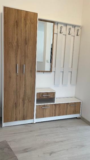 Apartament cu 2 camere decomandat, mobilat în Tractorul