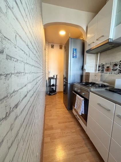 Apartament cu 2 camere semidecomandat, mobilat în Astra