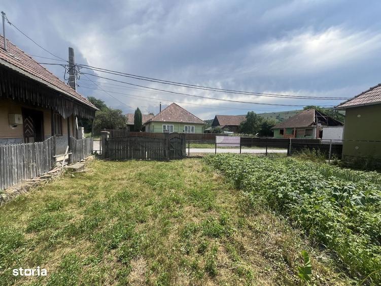 Casă cu 2 camere în Păpăuți