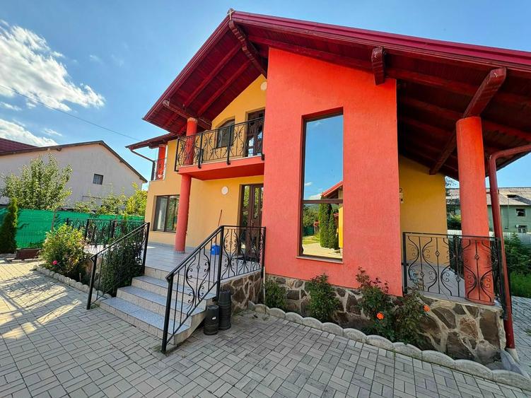 Casă cu 4 camere cu Teren 1000 Mp în Cristian