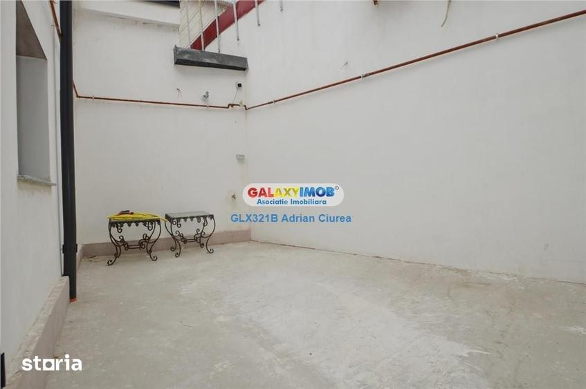 Casă cu 5 camere cu Teren 150 Mp în Centrul Civic