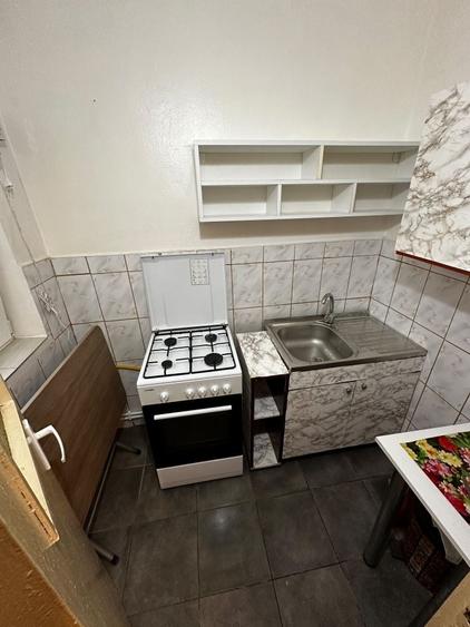 Garsonieră decomandată în Turnătorie