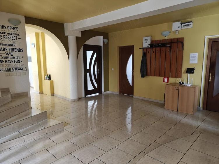 Casă cu 6 camere cu Teren 700 Mp în Tudor Vladimirescu