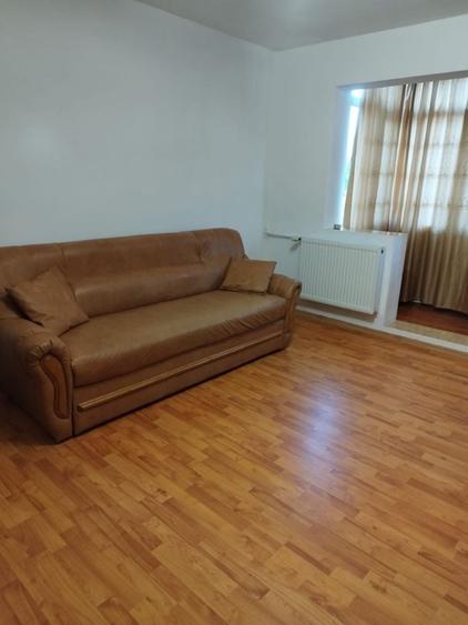 Apartament de inchiriat Craiovita Noua, Strada Elena Farago - 2