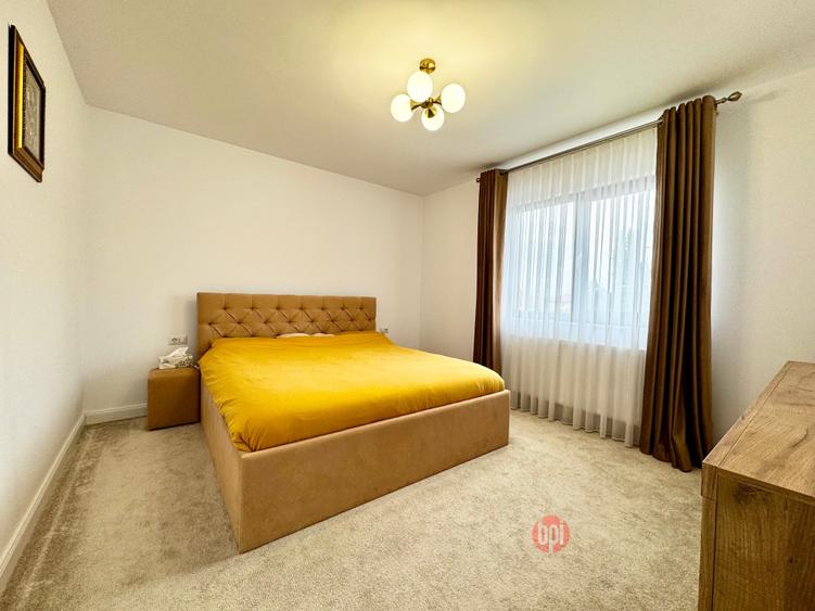 Casă individuală cu 9 camere cu Teren 551 Mp în Fălticeni