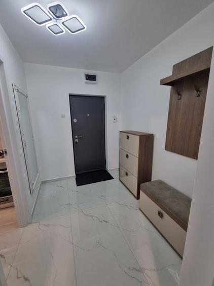 Apartament cu 2 camere decomandat în Exterior Vest