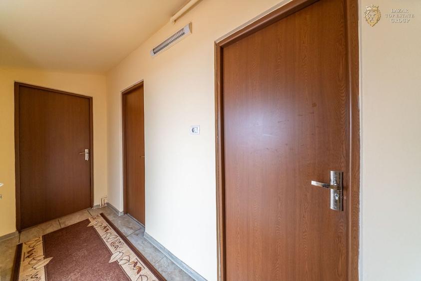 Casă individuală cu 4 camere cu Canalizare în Intim