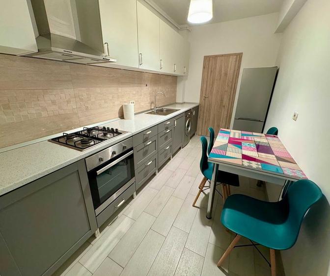 Apartament cu 2 camere decomandat în Alexandriei