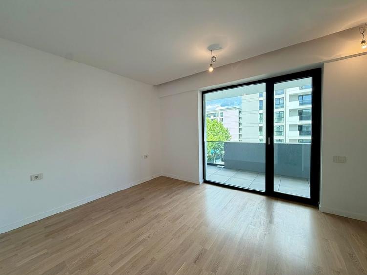 Apartament cu 3 camere în Iancu Nicolae