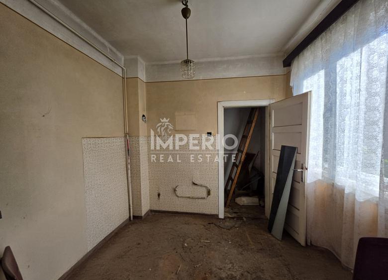Casă individuală cu 2 camere cu Canalizare în Andrei Mureșanu