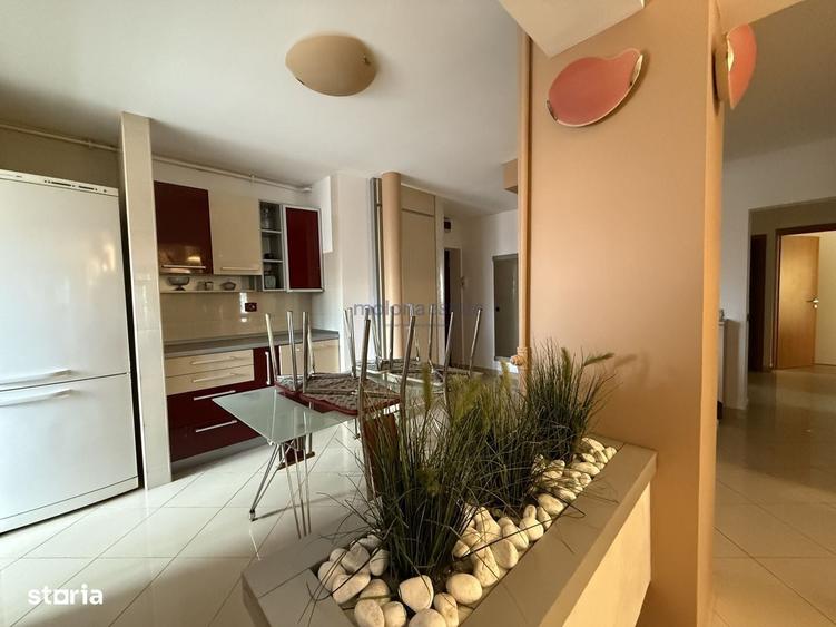 Apartament cu 4 camere în Central
