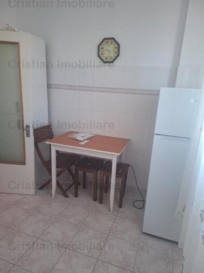 Garsonieră decomandată în Barieră