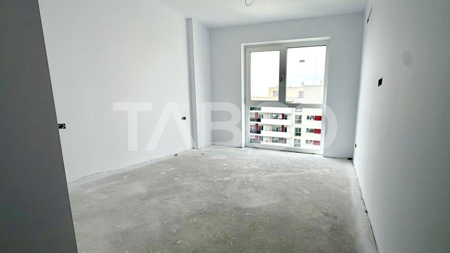 Apartament cu 3 camere semidecomandat în Iris