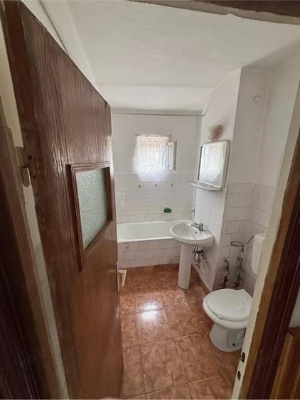 Apartament cu 2 camere decomandat în Rogerius