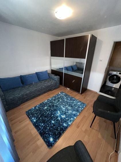 Apartament cu 2 camere decomandat în Abator