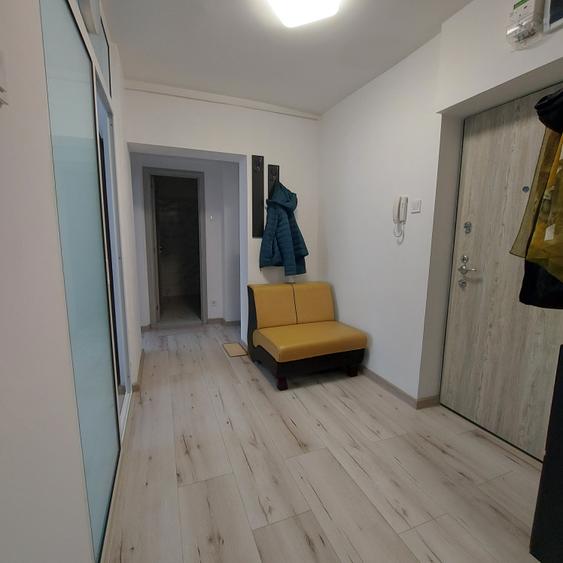Apartament cu 2 camere decomandat în Basarabia