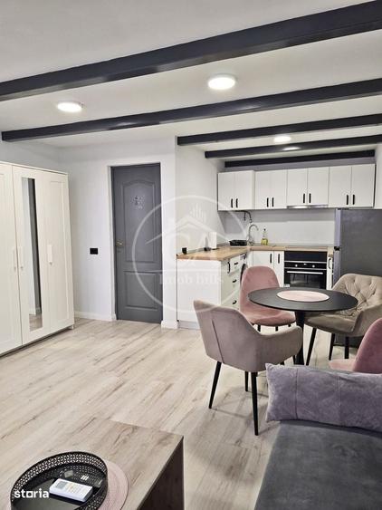 Apartament cu 3 camere decomandat în Ultracentral