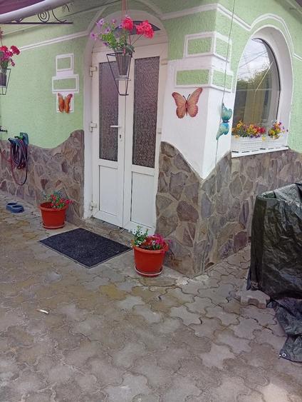 Casă cu 2 camere cu Teren 165 Mp în Central
