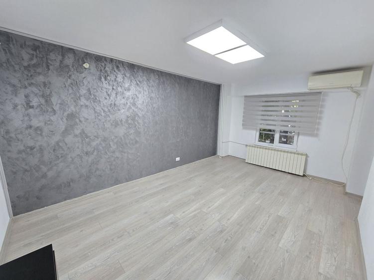 Birou, de 40 mp, în Unirii