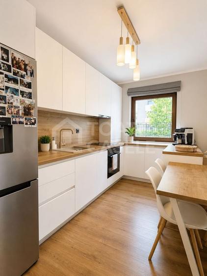 Apartament cu 3 camere decomandat, mobilat în Europa