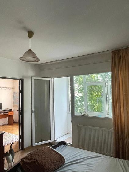 Apartament cu 2 camere semidecomandat în Exterior Vest