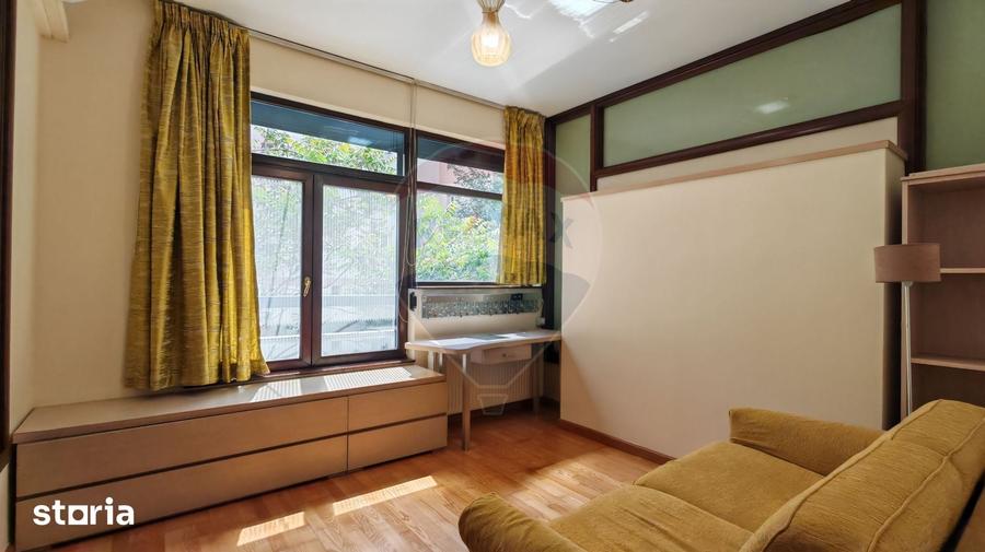 Apartament cu 3 camere, mobilat în Aviatorilor